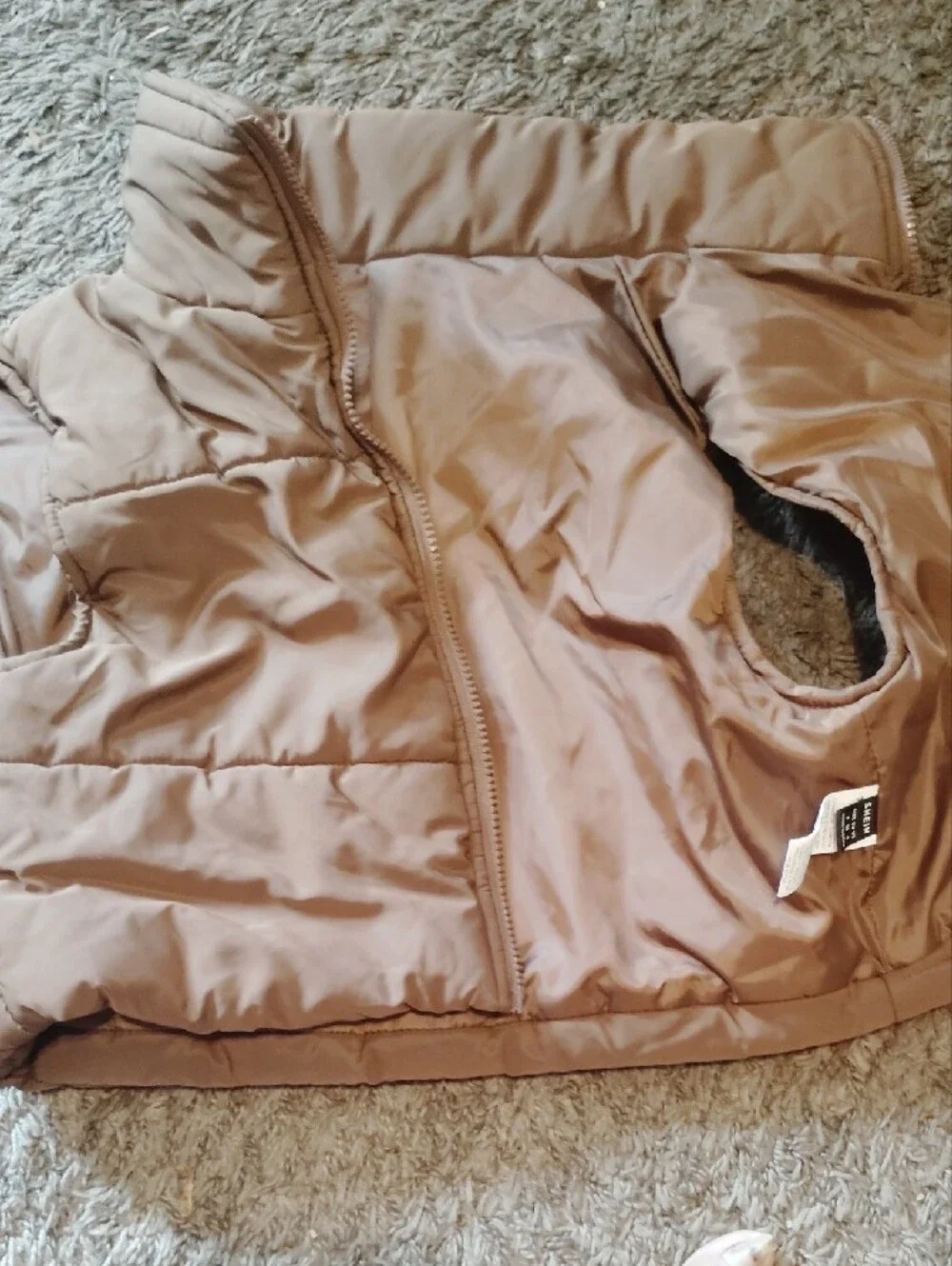 SHEIN Light Beige Puffer Vest